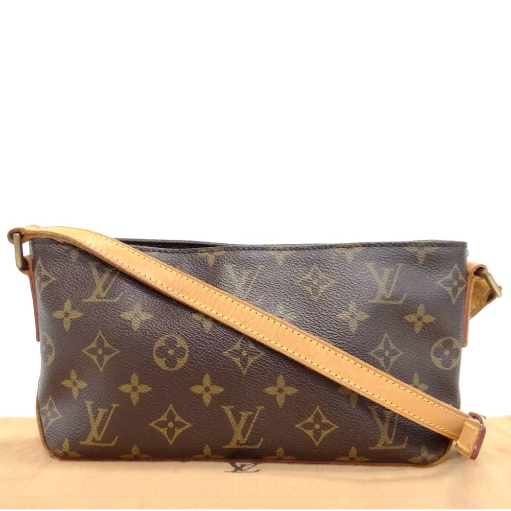 GOOD CONDITION! Authentic Louis Vuitton Trotteur Crossbody Shoulder Bag